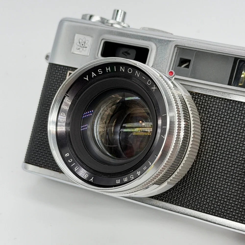 Yashica Electro 35 Rangefinder Camera Yashinon-DX 45mm f1.7 Lens W/ Case Tested
